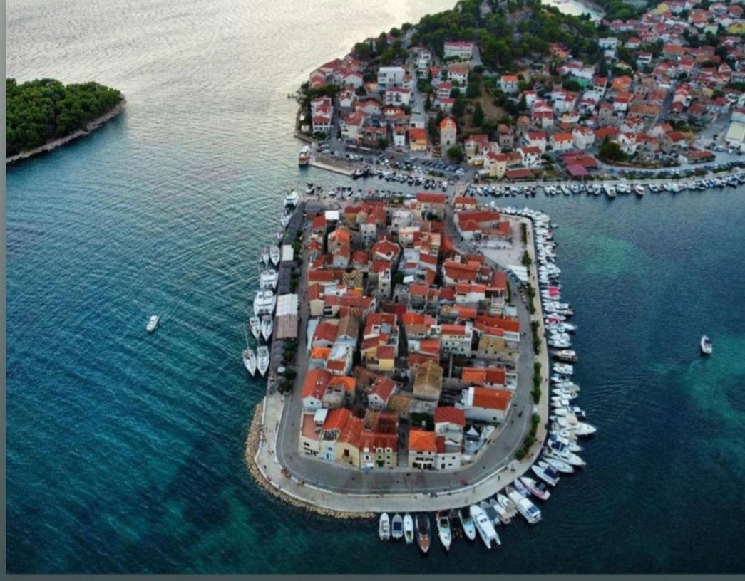 Captain's * Tribunj (Sibenik-Knin)